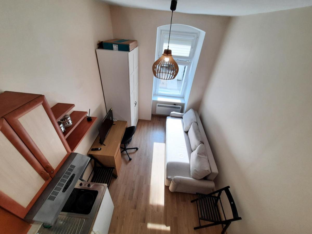 Krotkoterminowy Kat Breslau Exterior foto