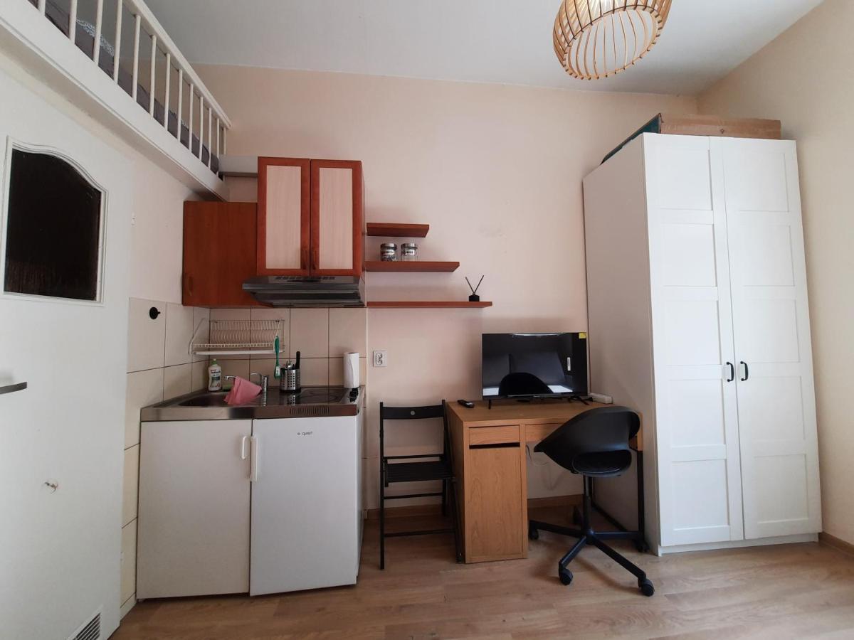 Krotkoterminowy Kat Breslau Exterior foto